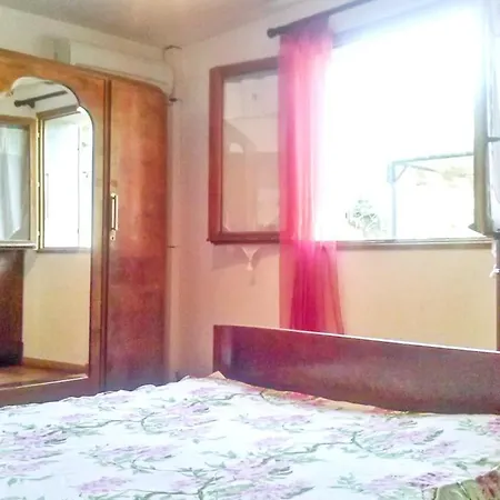 Holiday Home San Gavino וילה