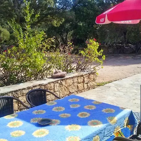 Vila Holiday Home San Gavino